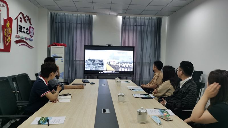 与传统展示方式相比，三维动画具有以下优势：